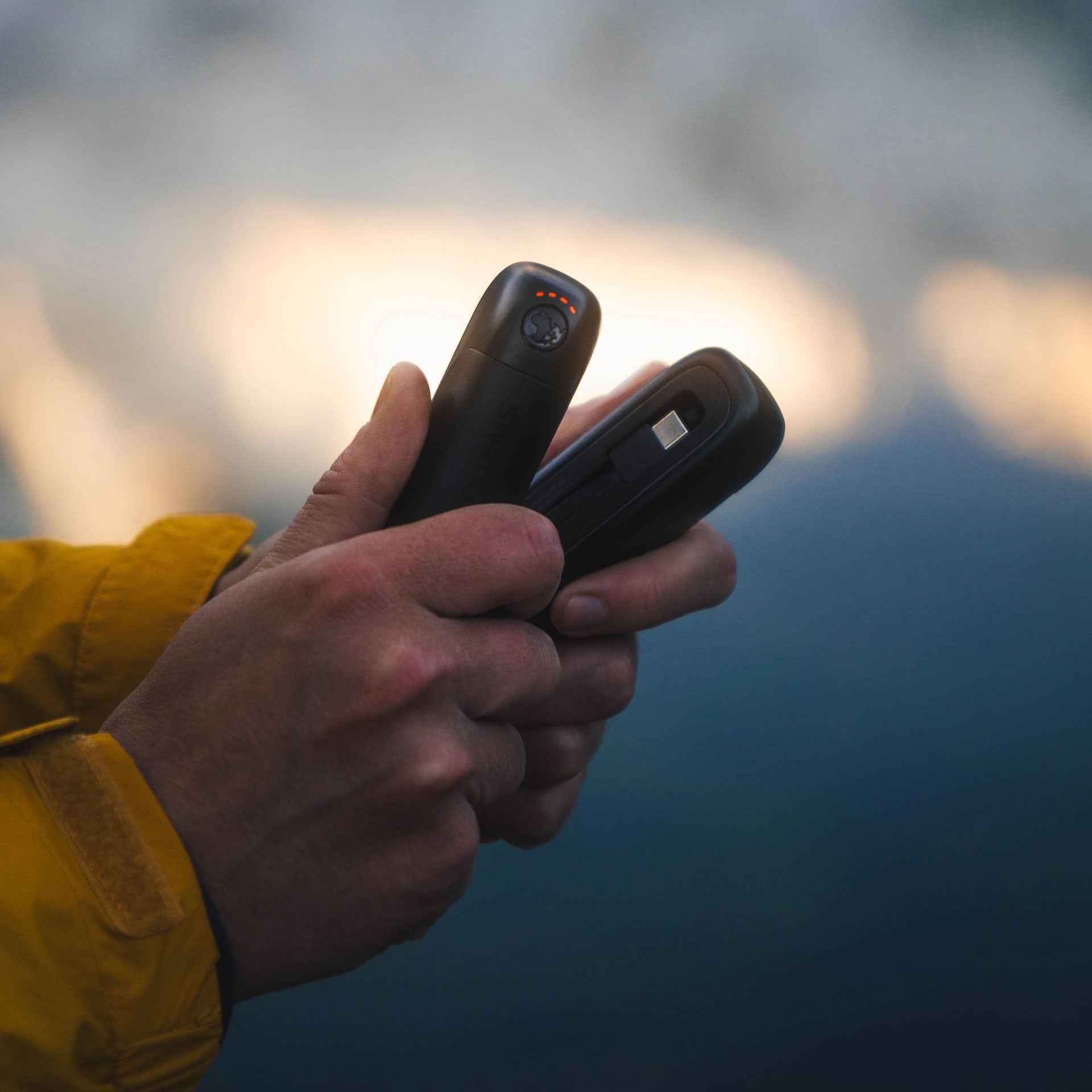 Dual Magnetic Rechargeable Hand Warmers