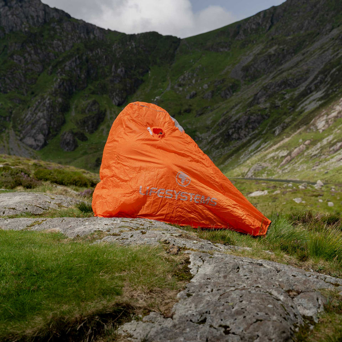 Survival Shelter 1 | Outdoor Shelter | Lifesystems