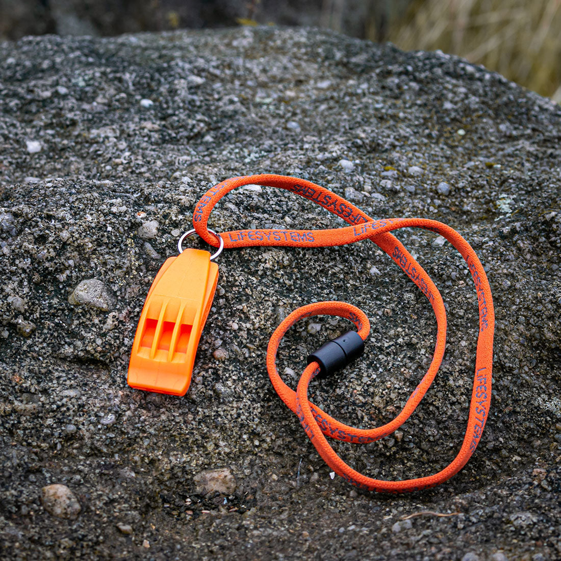 Lifesystems survival 2025 whistle