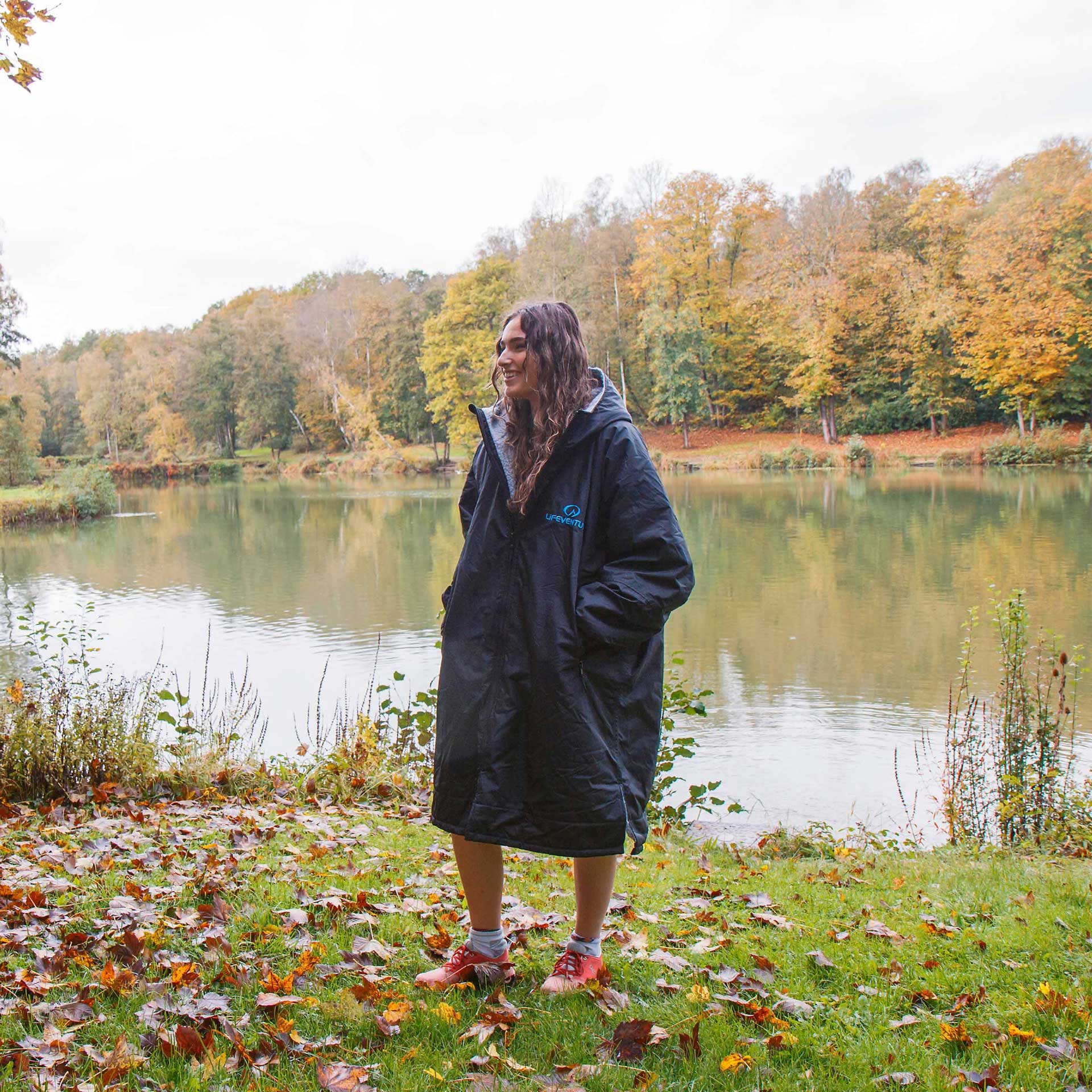 Lifeline Robe Fleece-Lined Changing Robe | Lifesystems
